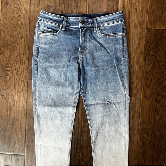 Uniqlo Two Tone Extra Stretch Skinny Jeans - Picture 4 of 11